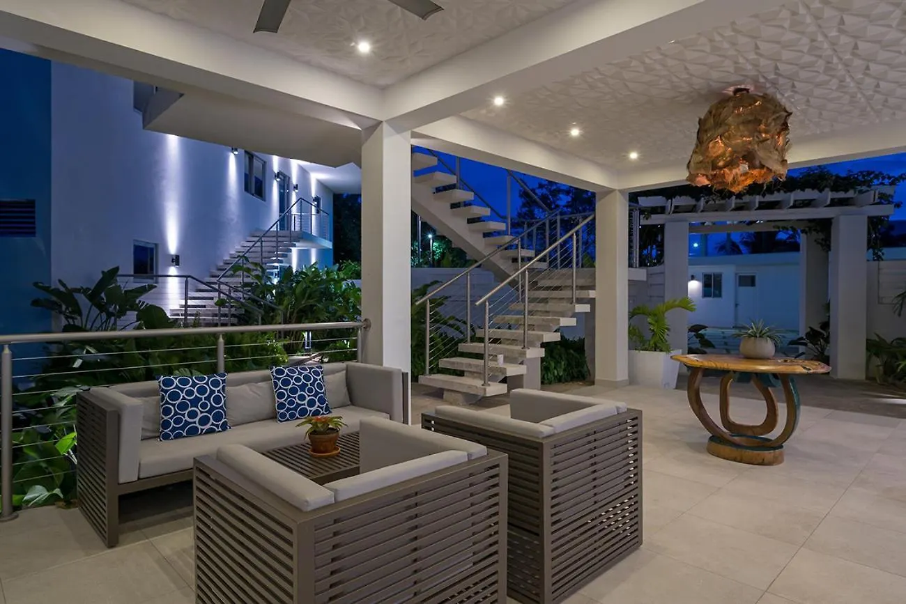 Santosha Whitehouse Jm - 10 Bedroom Villa W Private Beach 0*,  Jamajka
